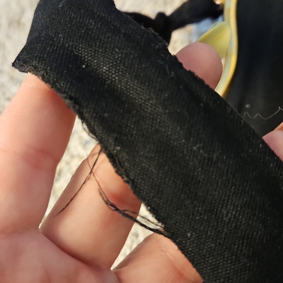 Vintage Black Purse With A Gold Hardware - Picture 8 of 8